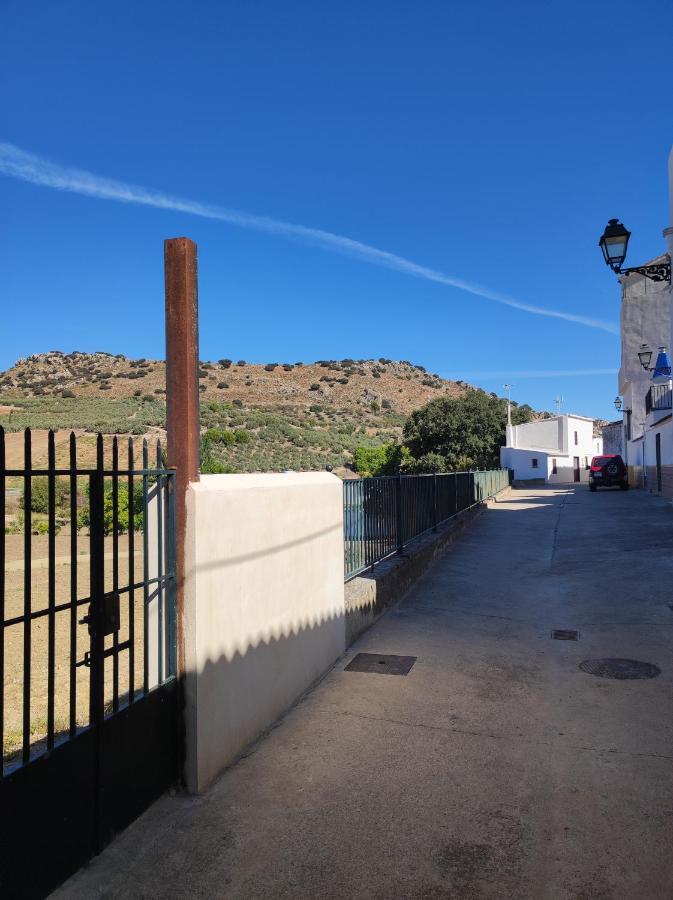 Alojamiento Rural Huerta Mandre Cuevas del Becerro Exterior photo